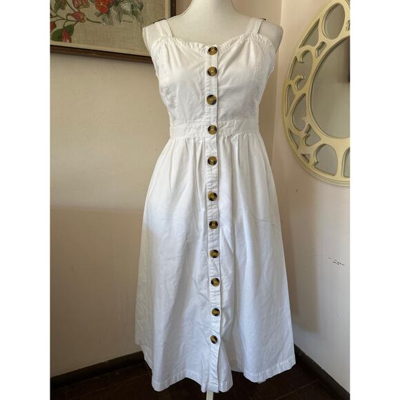 Time and True Dresses & Skirts - *Time and True White Sundress Size M (8-10) Pockets
